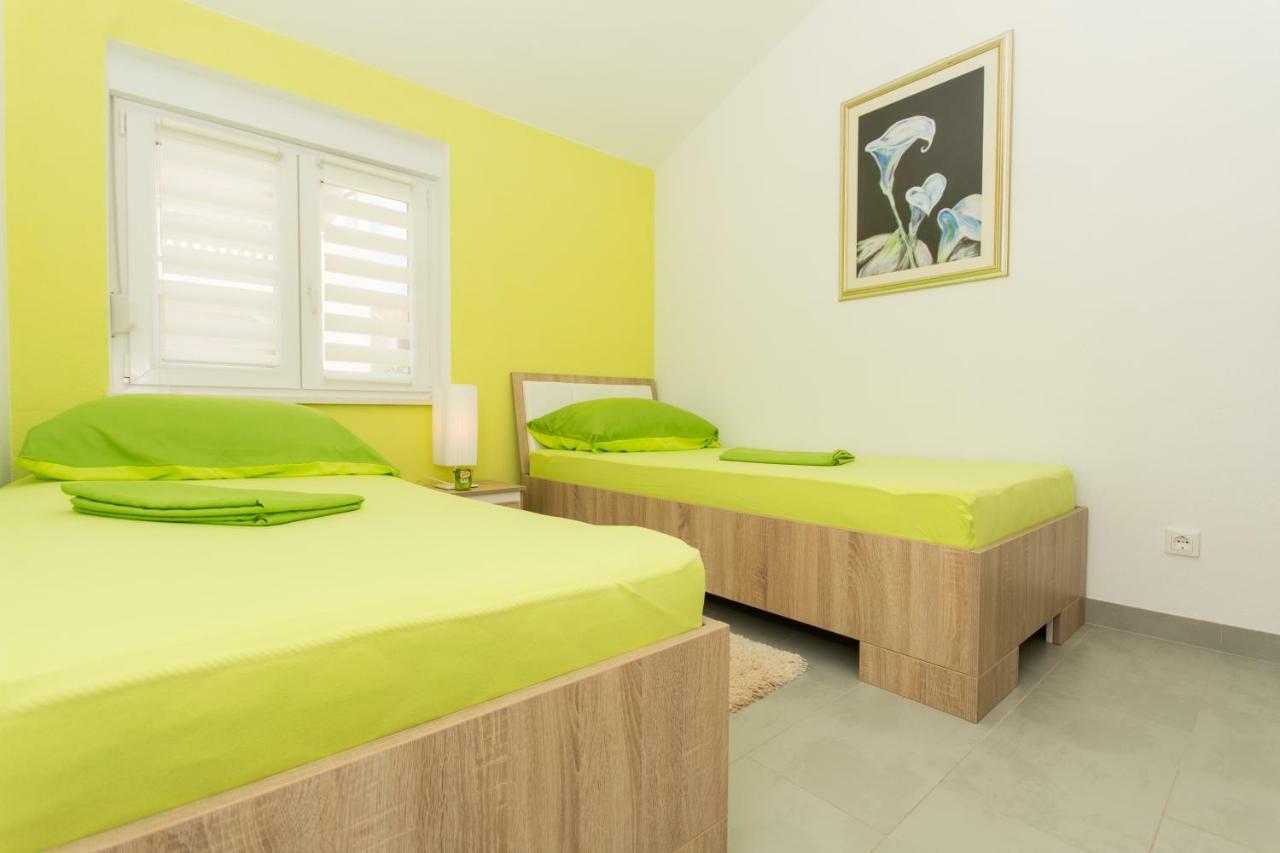 Villa Bubi Trogir Exterior photo